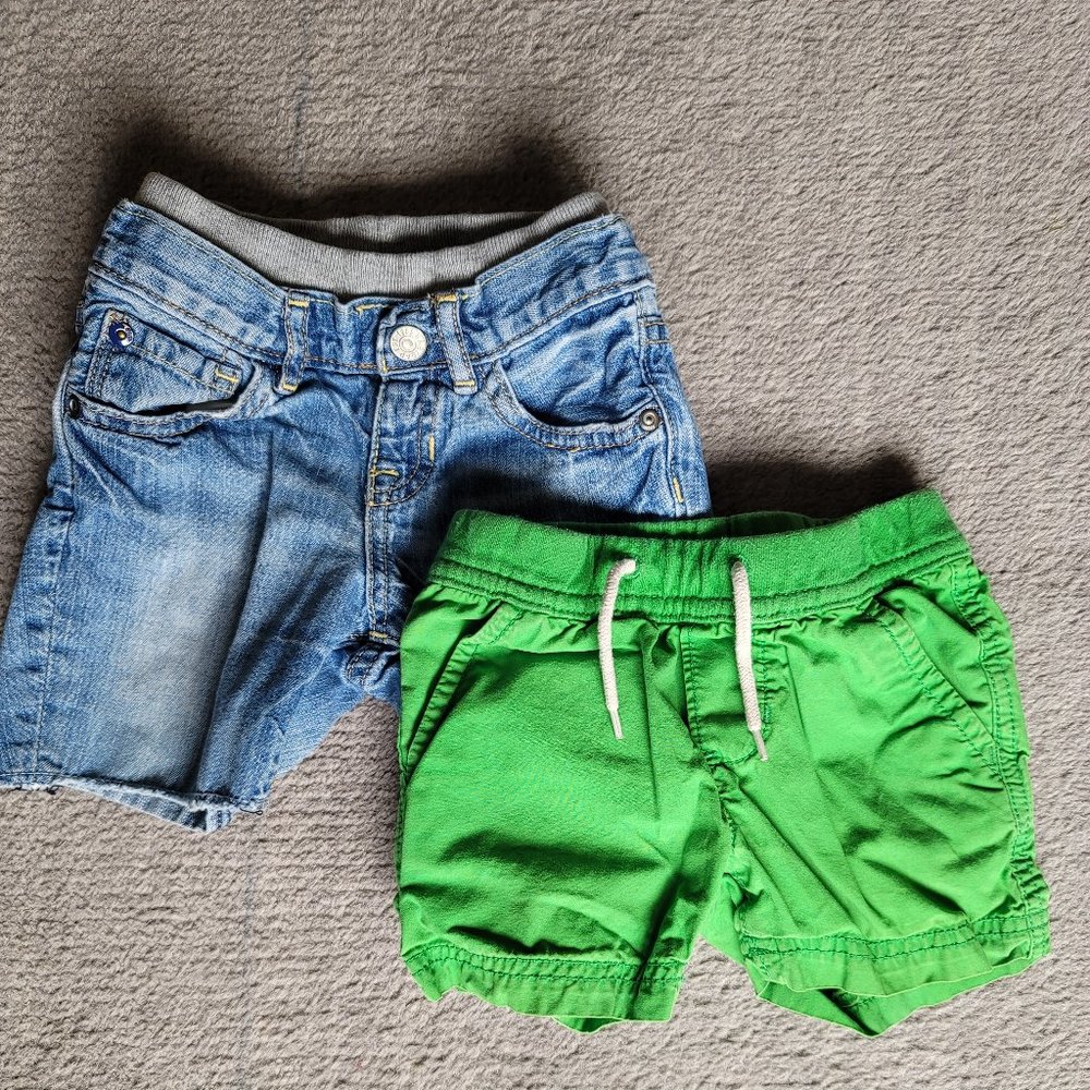 TWO (2) Pairs GAP Boys short size 12-18 Month